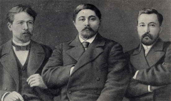 Д.Н. Мамин-Сибиряк в кругу писателей, слева А.П. Чехов, справа И.Н. Потапенко. Фото 1896 г.